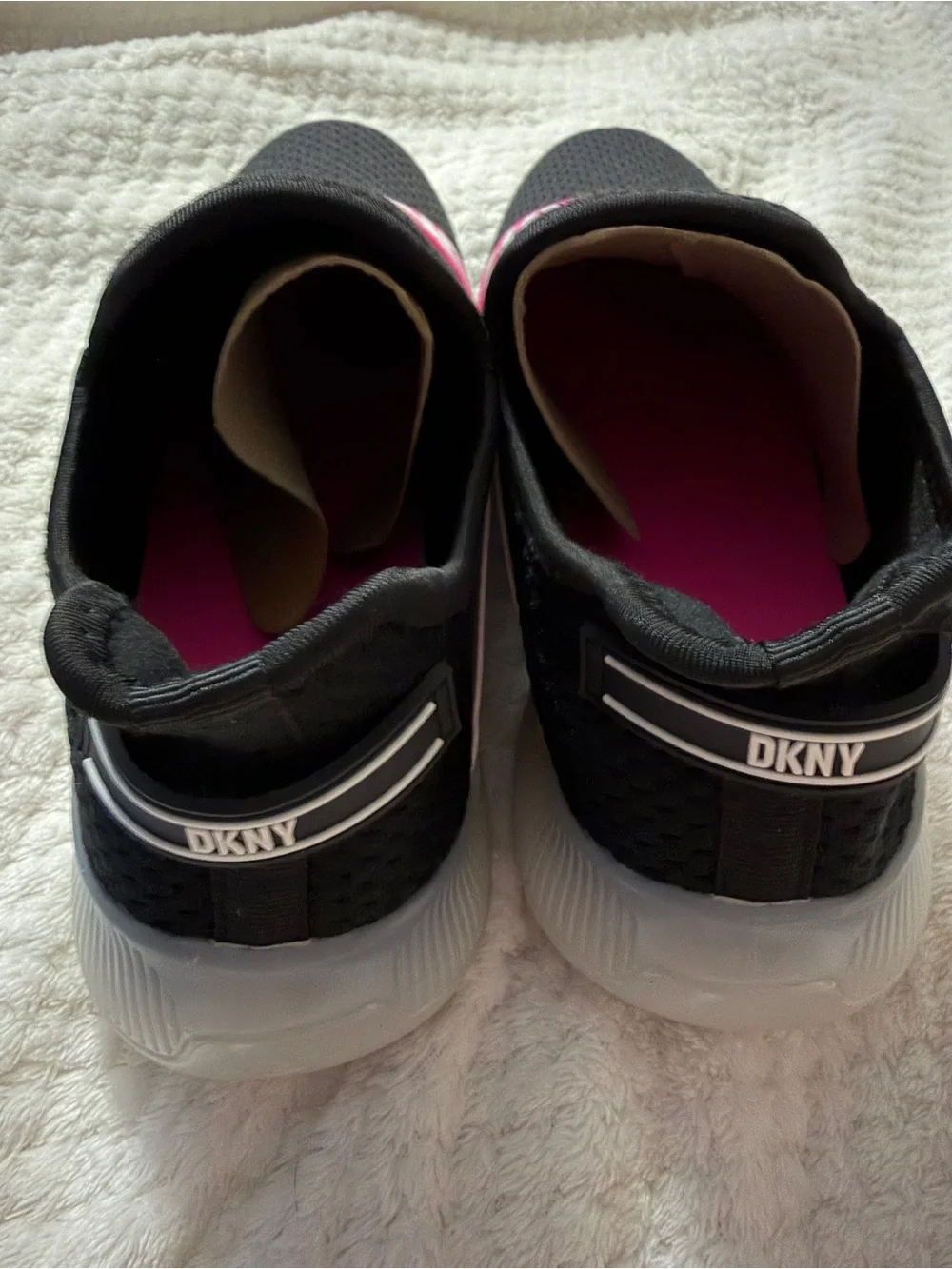 Girls Slip On DKNY Black/Pink Sneakers